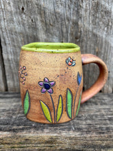 Load image into Gallery viewer, Flower mug
