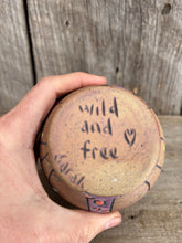 Load image into Gallery viewer, Giraffe and Lion cup
