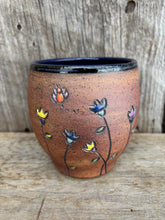 Load image into Gallery viewer, Little flower cup
