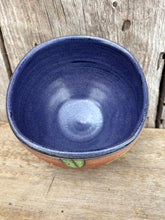 Load image into Gallery viewer, Leaf bowl
