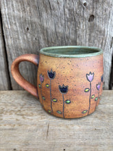 Load image into Gallery viewer, Flower mug
