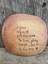 Load image into Gallery viewer, Cat and bird plate
