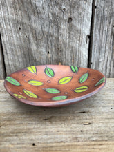 Load image into Gallery viewer, Shallow leaf bowl/plate
