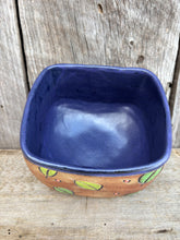 Load image into Gallery viewer, Rustic leaf bowl
