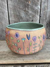 Load image into Gallery viewer, Flower bowl
