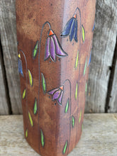 Load image into Gallery viewer, Flower vase
